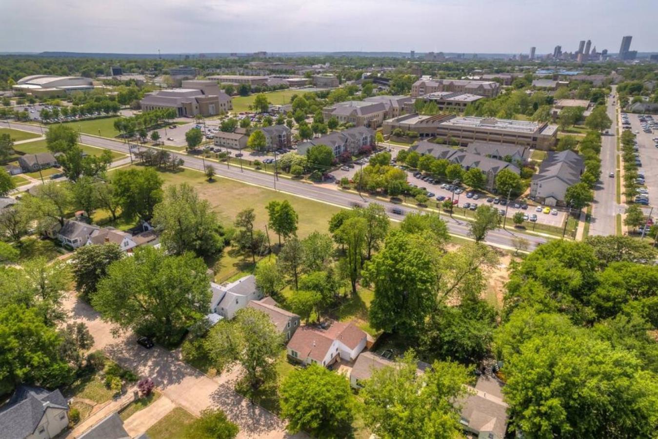 Trendy In Tulsa Villa Екстериор снимка