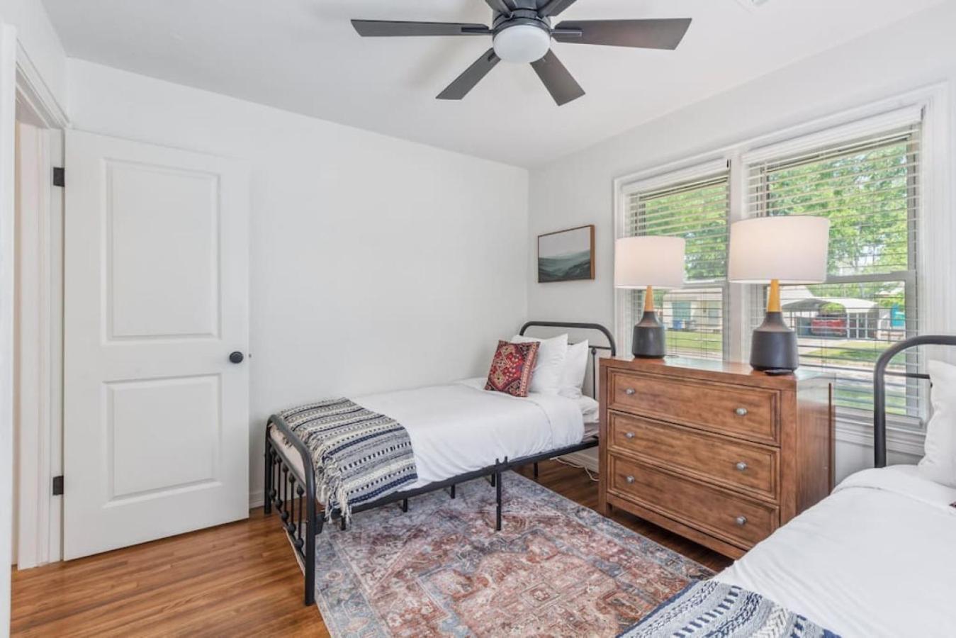 Trendy In Tulsa Villa Екстериор снимка