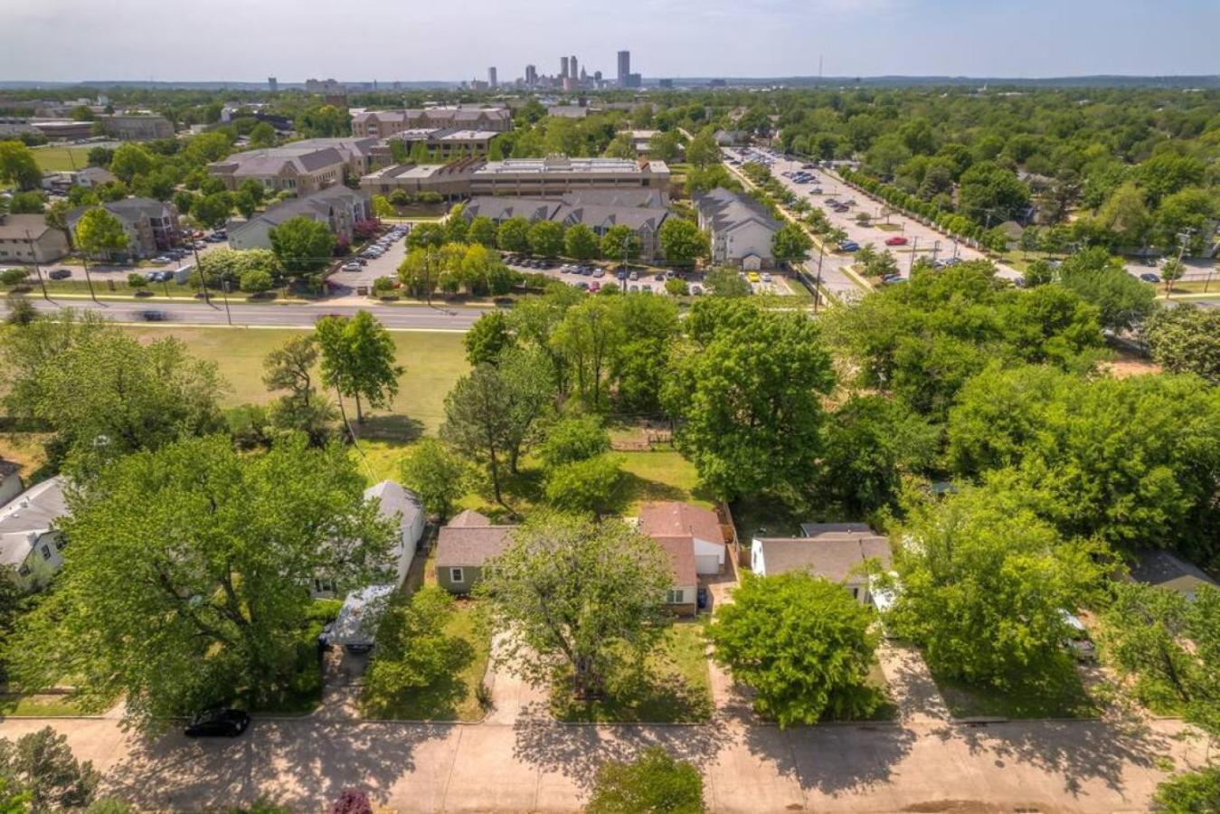 Trendy In Tulsa Villa Екстериор снимка